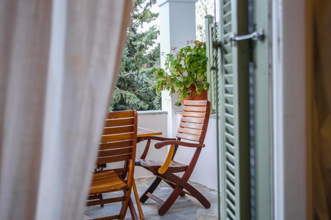 Saint Louis Aparthotel Andros Town Exterior photo