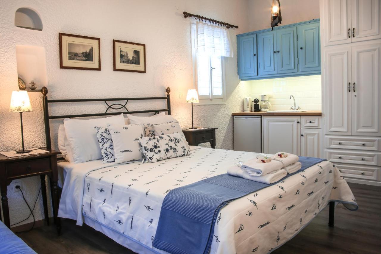 Saint Louis Aparthotel Andros Town Exterior photo