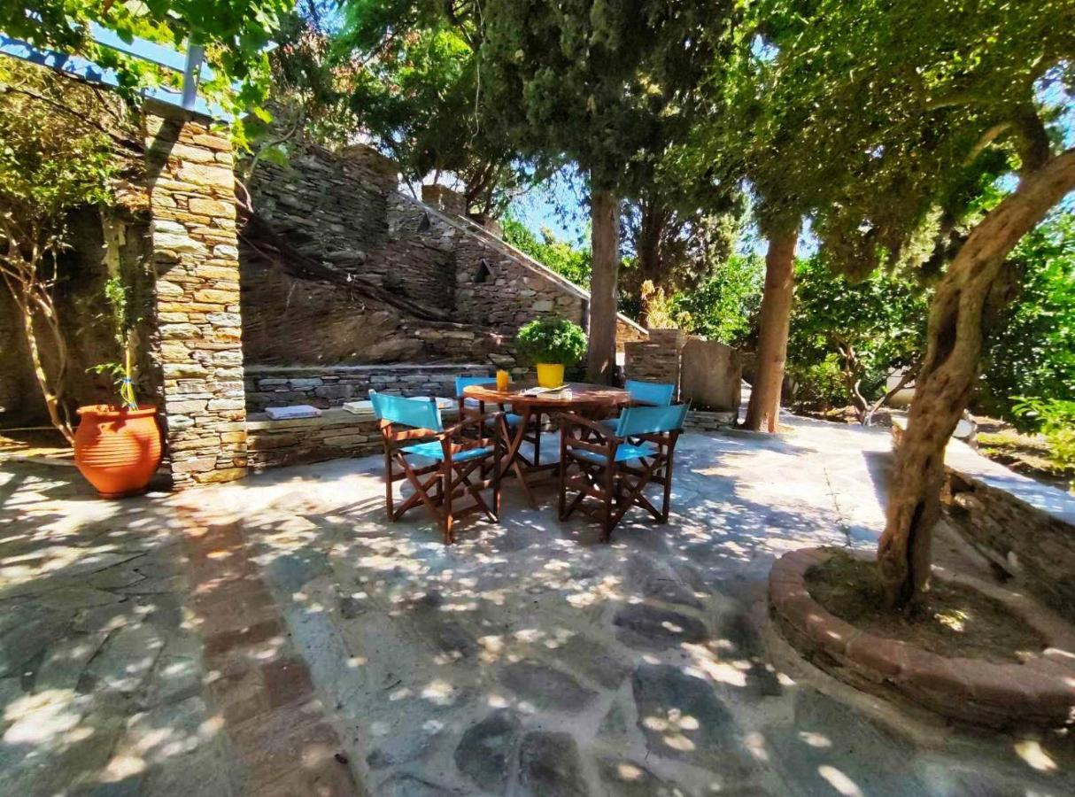 Saint Louis Aparthotel Andros Town Exterior photo