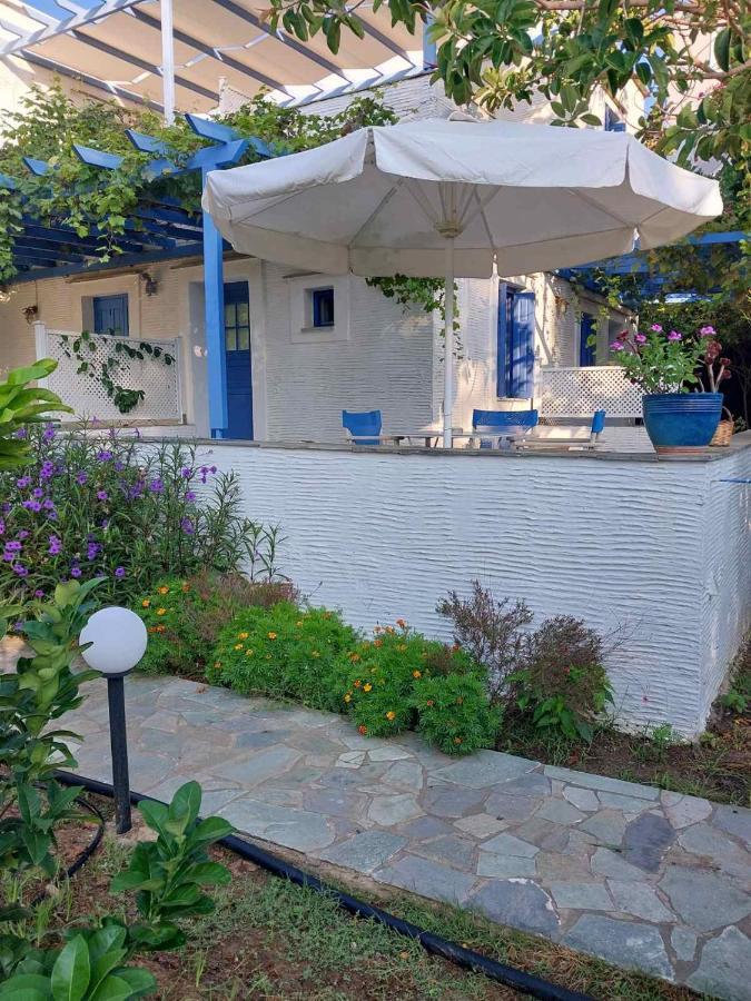 Saint Louis Aparthotel Andros Town Exterior photo