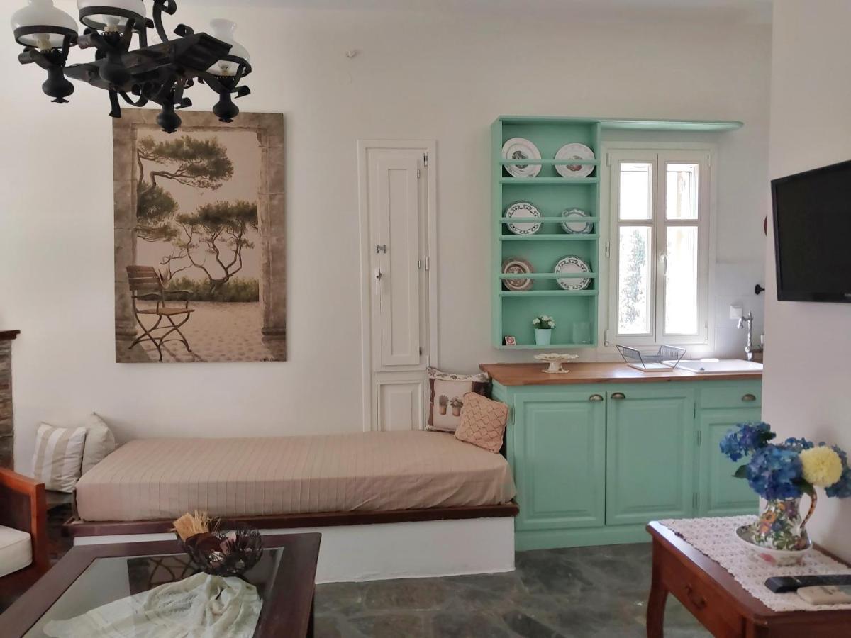 Saint Louis Aparthotel Andros Town Exterior photo