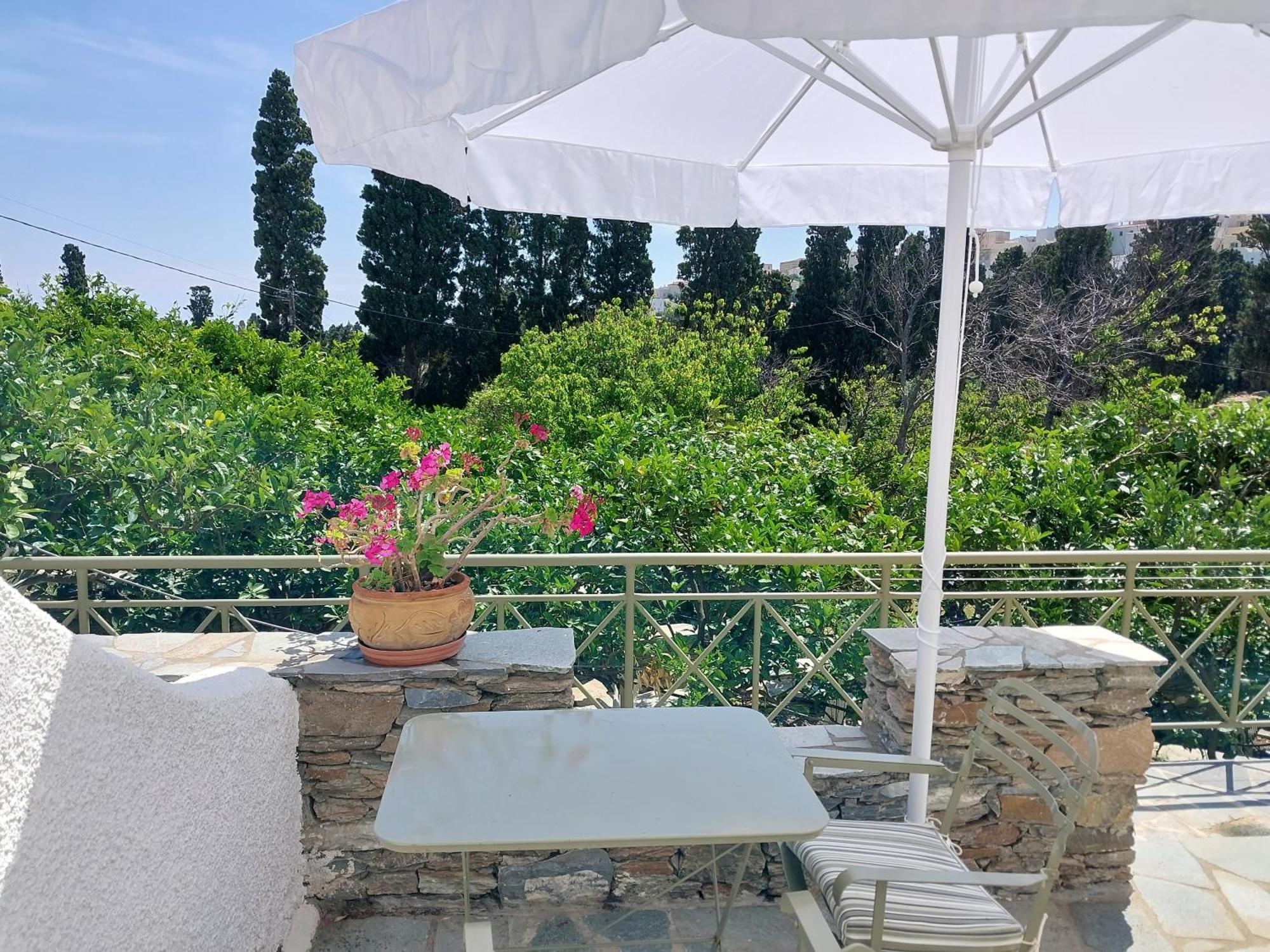 Saint Louis Aparthotel Andros Town Exterior photo