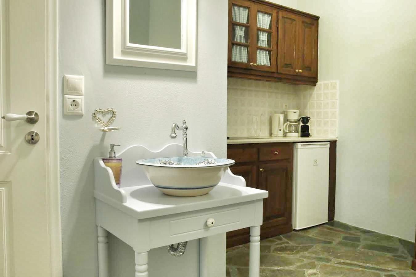 Saint Louis Aparthotel Andros Town Exterior photo