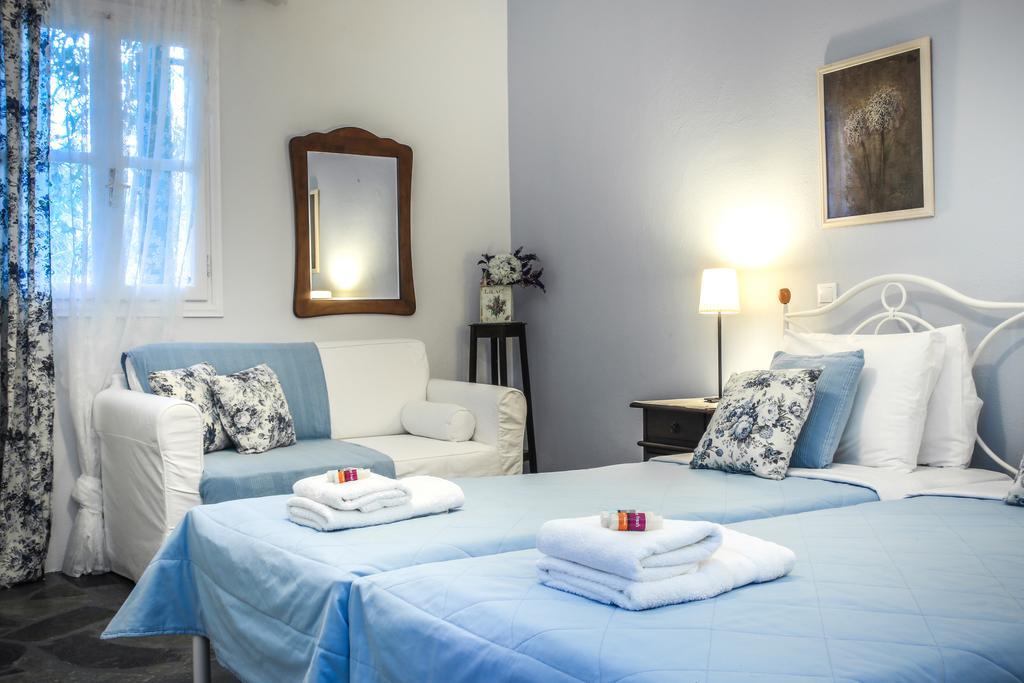 Saint Louis Aparthotel Andros Town Exterior photo